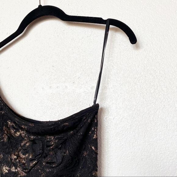 Forever 21 Black and Gold Textured One Shoulder Mini Dress Size Small - Picture 3 of 8